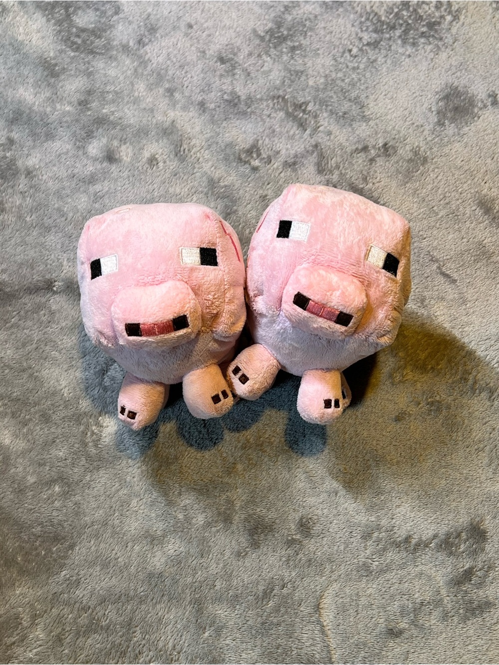 Plush Pink Pig Toy for Small Pets - Soft Cuddly Playmate